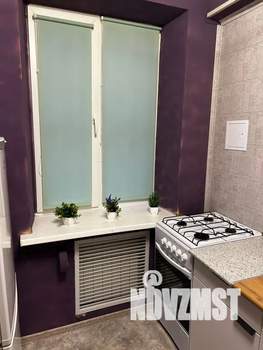 1-к квартира, посуточно, 39м2, 1/2 этаж