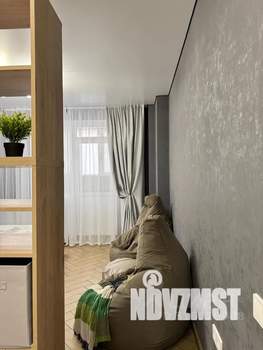 Студия квартира, посуточно, 35м2, 7/19 этаж