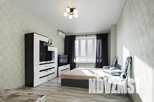 1-к квартира, посуточно, 45м2, 14/25 этаж