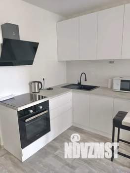 Студия квартира, посуточно, 35м2, 7/20 этаж