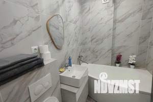 1-к квартира, посуточно, 39м2, 10/19 этаж