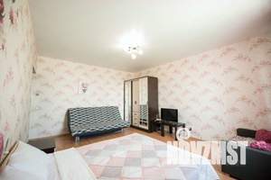 1-к квартира, посуточно, 40м2, 12/20 этаж
