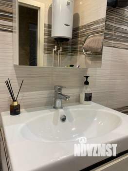 1-к квартира, посуточно, 38м2, 13/20 этаж