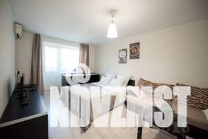 1-к квартира, посуточно, 42м2, 7/10 этаж