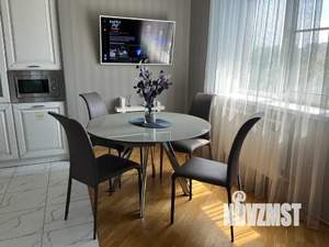 3-к квартира, посуточно, 65м2, 4/22 этаж