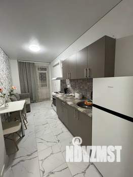 1-к квартира, посуточно, 40м2, 2/25 этаж