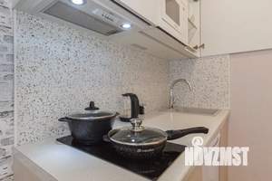 Студия квартира, посуточно, 25м2, 1/5 этаж