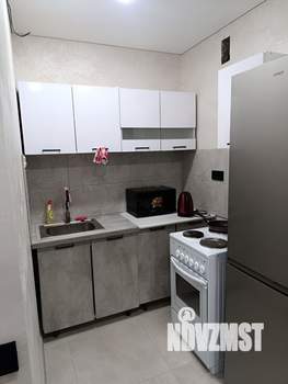 Студия квартира, посуточно, 27м2, 8/18 этаж