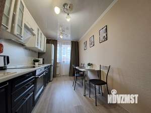 1-к квартира, посуточно, 39м2, 9/16 этаж
