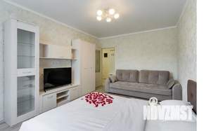 1-к квартира, посуточно, 45м2, 5/25 этаж