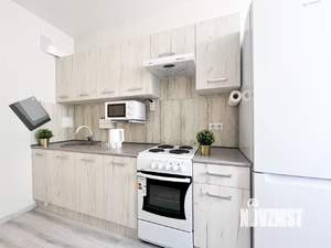 1-к квартира, посуточно, 40м2, 6/25 этаж