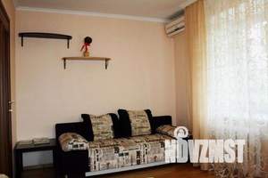 1-к квартира, посуточно, 42м2, 2/17 этаж