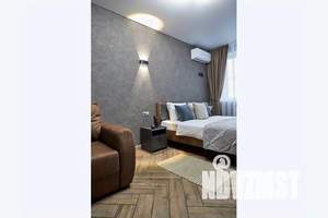 1-к квартира, посуточно, 39м2, 20/25 этаж