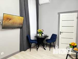 Студия квартира, посуточно, 43м2, 2/4 этаж