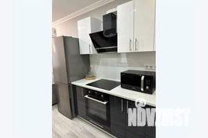 2-к квартира, посуточно, 45м2, 10/33 этаж