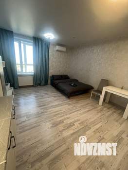 Студия квартира, посуточно, 28м2, 6/18 этаж