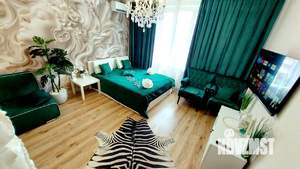 1-к квартира, посуточно, 40м2, 10/18 этаж