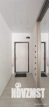 Студия квартира, посуточно, 25м2, 8/32 этаж