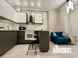 1-к квартира, посуточно, 45м2, 3/15 этаж