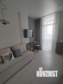 Студия квартира, посуточно, 28м2, 15/25 этаж