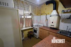 2-к квартира, вторичка, 44м2, 1/5 этаж