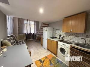 Студия квартира, вторичка, 38м2, 1/5 этаж