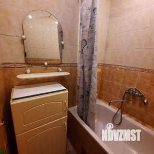 4-к квартира, вторичка, 60м2, 1/5 этаж