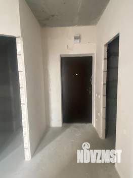 3-к квартира, вторичка, 68м2, 23/24 этаж