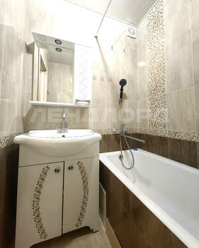 2-к квартира, вторичка, 53м2, 5/10 этаж