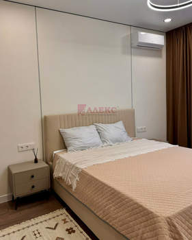 2-к квартира, вторичка, 56м2, 8/13 этаж