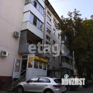 4-к квартира, вторичка, 61м2, 4/5 этаж
