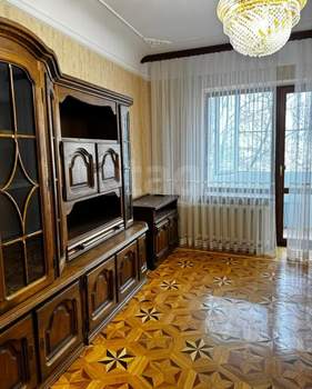 4-к квартира, вторичка, 83м2, 3/3 этаж