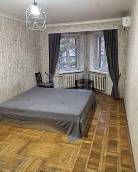 2-к квартира, вторичка, 42м2, 1/5 этаж