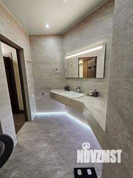 2-к квартира, вторичка, 104м2, 23/32 этаж