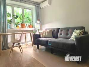 2-к квартира, вторичка, 56м2, 1/4 этаж