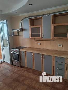 1-к квартира, вторичка, 63м2, 10/17 этаж