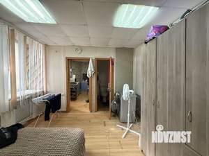 2-к квартира, вторичка, 35м2, 1/4 этаж