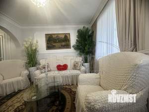 3-к квартира, вторичка, 70м2, 1/1 этаж