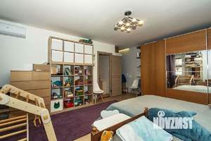 2-к квартира, вторичка, 56м2, 1/4 этаж