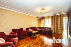 2-к квартира, вторичка, 72м2, 9/9 этаж