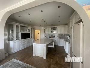 4-к квартира, вторичка, 170м2, 7/10 этаж