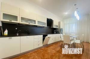 2-к квартира, вторичка, 75м2, 8/17 этаж