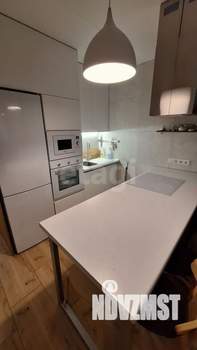 2-к квартира, вторичка, 52м2, 9/16 этаж