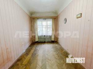 3-к квартира, вторичка, 82м2, 1/5 этаж