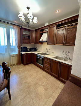 3-к квартира, вторичка, 74м2, 10/17 этаж