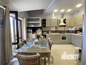 4-к квартира, вторичка, 127м2, 3/3 этаж