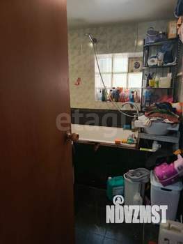 4-к квартира, вторичка, 63м2, 1/1 этаж