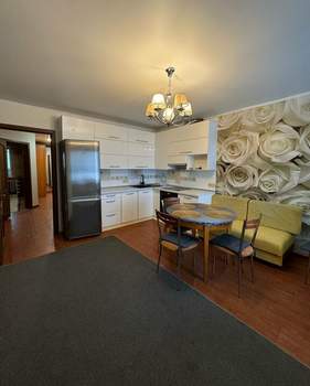 2-к квартира, вторичка, 74м2, 8/18 этаж