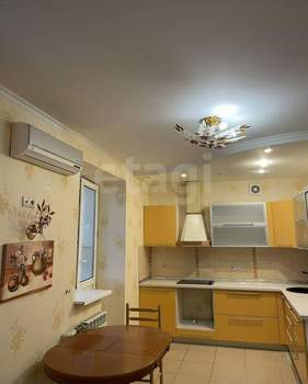 2-к квартира, вторичка, 103м2, 2/8 этаж