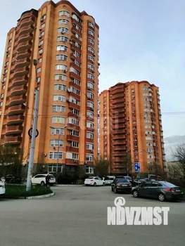 2-к квартира, вторичка, 65м2, 11/17 этаж
